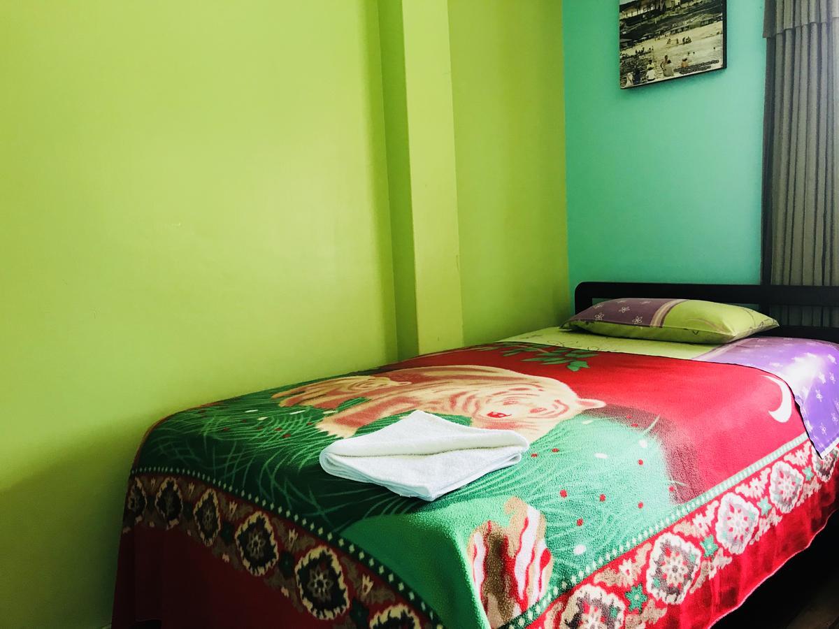Hostal Princesa Maria Banos  Luaran gambar