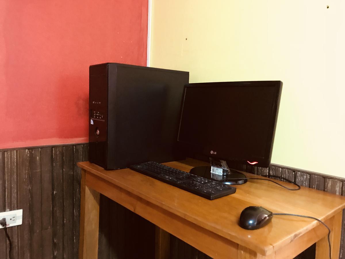 Hostal Princesa Maria Banos  Luaran gambar