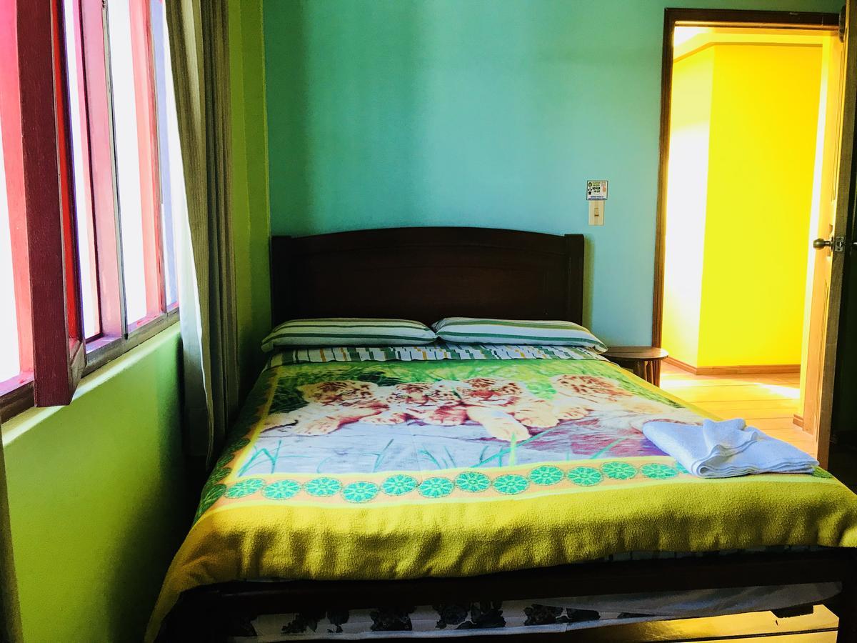 Hostal Princesa Maria Banos  Luaran gambar