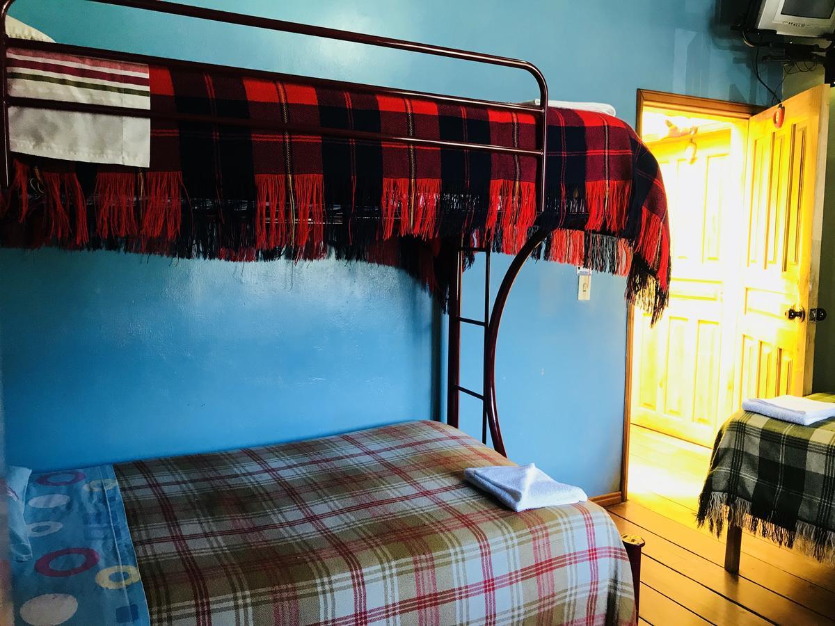 Hostal Princesa Maria Banos  Luaran gambar